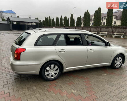 Серый Тойота Авенсис, объемом двигателя 1.8 л и пробегом 330 тыс. км за 5200 $, фото 4 на Automoto.ua