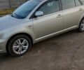 Серый Тойота Авенсис, объемом двигателя 2 л и пробегом 428 тыс. км за 4151 $, фото 1 на Automoto.ua