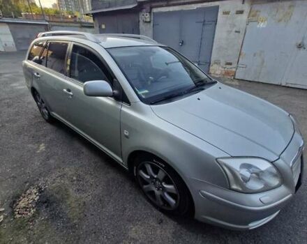 Серый Тойота Авенсис, объемом двигателя 2 л и пробегом 341 тыс. км за 5800 $, фото 4 на Automoto.ua