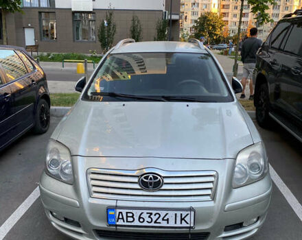 Сірий Тойота Авенсіс, об'ємом двигуна 1.6 л та пробігом 285 тис. км за 5600 $, фото 1 на Automoto.ua