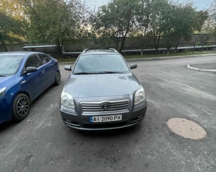 Серый Тойота Авенсис, объемом двигателя 2 л и пробегом 375 тыс. км за 4850 $, фото 3 на Automoto.ua