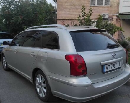 Серый Тойота Авенсис, объемом двигателя 2 л и пробегом 311 тыс. км за 5500 $, фото 1 на Automoto.ua