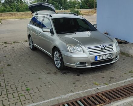Серый Тойота Авенсис, объемом двигателя 2 л и пробегом 100 тыс. км за 3500 $, фото 7 на Automoto.ua