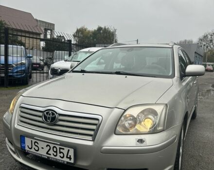 Серый Тойота Авенсис, объемом двигателя 2 л и пробегом 300 тыс. км за 2900 $, фото 2 на Automoto.ua