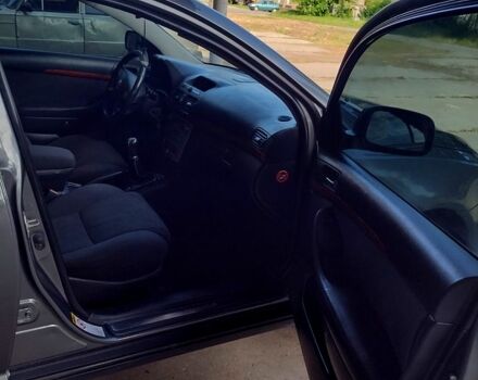 Серый Тойота Авенсис, объемом двигателя 1.8 л и пробегом 0 тыс. км за 6000 $, фото 2 на Automoto.ua