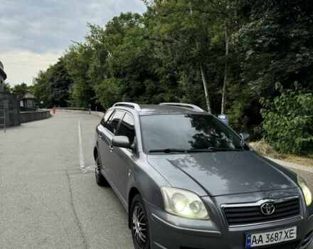 Серый Тойота Авенсис, объемом двигателя 2 л и пробегом 353 тыс. км за 5150 $, фото 1 на Automoto.ua