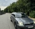 Серый Тойота Авенсис, объемом двигателя 2 л и пробегом 353 тыс. км за 5150 $, фото 1 на Automoto.ua