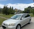 Серый Тойота Авенсис, объемом двигателя 2 л и пробегом 250 тыс. км за 2950 $, фото 1 на Automoto.ua