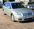 Сірий Тойота Авенсіс, об'ємом двигуна 2 л та пробігом 320 тис. км за 4999 $, фото 2 на Automoto.ua