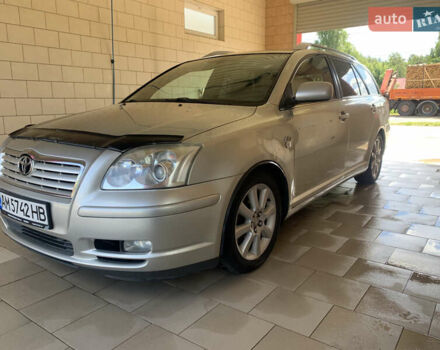 Серый Тойота Авенсис, объемом двигателя 2 л и пробегом 362 тыс. км за 6100 $, фото 2 на Automoto.ua