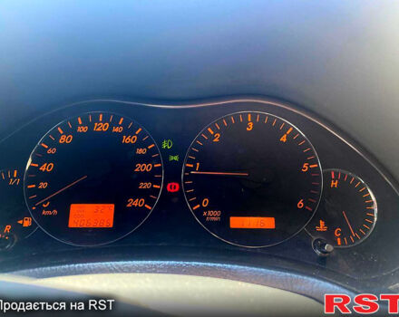 Серый Тойота Авенсис, объемом двигателя 2 л и пробегом 406 тыс. км за 4700 $, фото 8 на Automoto.ua