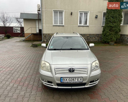 Серый Тойота Авенсис, объемом двигателя 1.8 л и пробегом 330 тыс. км за 5200 $, фото 3 на Automoto.ua