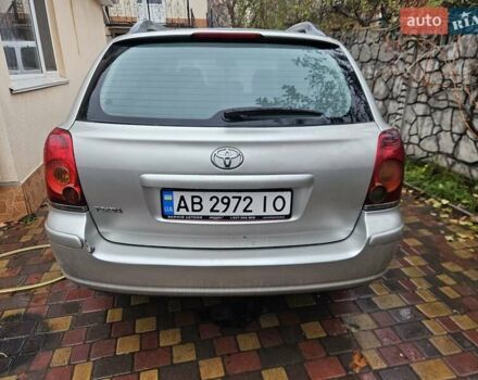 Серый Тойота Авенсис, объемом двигателя 2 л и пробегом 312 тыс. км за 4400 $, фото 4 на Automoto.ua