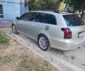 Серый Тойота Авенсис, объемом двигателя 2 л и пробегом 100 тыс. км за 3500 $, фото 3 на Automoto.ua
