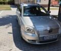 Серый Тойота Авенсис, объемом двигателя 2 л и пробегом 220 тыс. км за 7200 $, фото 1 на Automoto.ua
