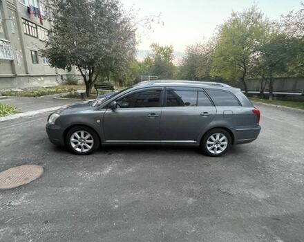 Серый Тойота Авенсис, объемом двигателя 2 л и пробегом 375 тыс. км за 4850 $, фото 4 на Automoto.ua