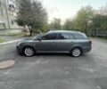 Серый Тойота Авенсис, объемом двигателя 2 л и пробегом 375 тыс. км за 4850 $, фото 4 на Automoto.ua