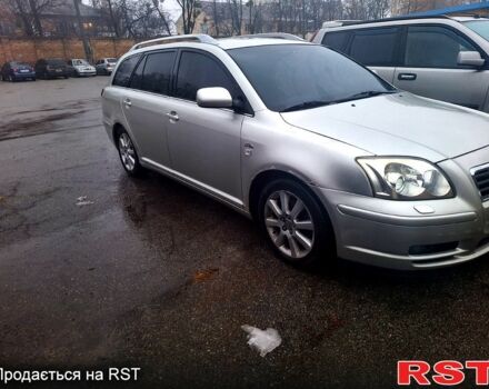 Серый Тойота Авенсис, объемом двигателя 2 л и пробегом 341 тыс. км за 5400 $, фото 1 на Automoto.ua