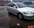 Серый Тойота Авенсис, объемом двигателя 2 л и пробегом 341 тыс. км за 5400 $, фото 1 на Automoto.ua