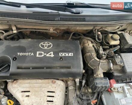 Сірий Тойота Авенсіс, об'ємом двигуна 2.36 л та пробігом 237 тис. км за 6100 $, фото 9 на Automoto.ua