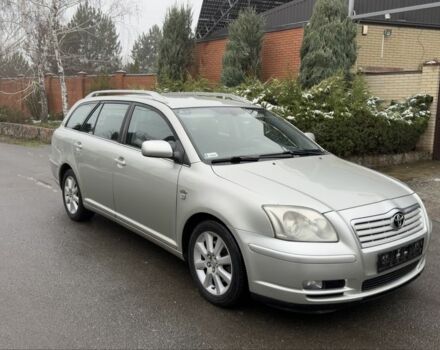 Серый Тойота Авенсис, объемом двигателя 2 л и пробегом 300 тыс. км за 3390 $, фото 2 на Automoto.ua