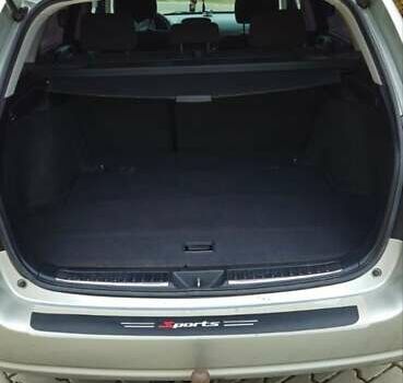 Серый Тойота Авенсис, объемом двигателя 1.79 л и пробегом 282 тыс. км за 4150 $, фото 9 на Automoto.ua