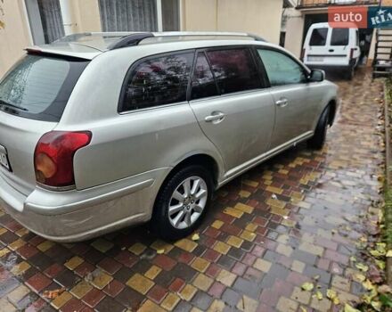 Серый Тойота Авенсис, объемом двигателя 2 л и пробегом 312 тыс. км за 4400 $, фото 5 на Automoto.ua