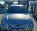 Серый Тойота Авенсис, объемом двигателя 2 л и пробегом 410 тыс. км за 5200 $, фото 1 на Automoto.ua