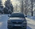 Серый Тойота Авенсис, объемом двигателя 2 л и пробегом 360 тыс. км за 4350 $, фото 1 на Automoto.ua