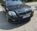 Серый Тойота Авенсис, объемом двигателя 2 л и пробегом 317 тыс. км за 2499 $, фото 1 на Automoto.ua