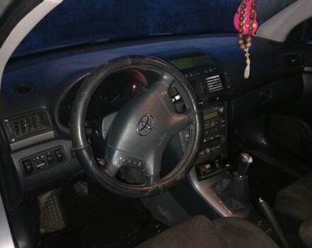 Серый Тойота Авенсис, объемом двигателя 1.8 л и пробегом 263 тыс. км за 7100 $, фото 5 на Automoto.ua