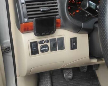 Сірий Тойота Авенсіс, об'ємом двигуна 2.01 л та пробігом 289 тис. км за 6700 $, фото 7 на Automoto.ua