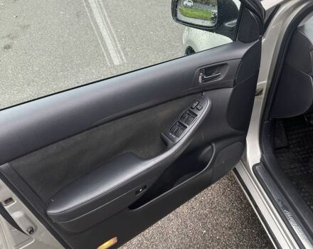 Серый Тойота Авенсис, объемом двигателя 2 л и пробегом 300 тыс. км за 2900 $, фото 18 на Automoto.ua