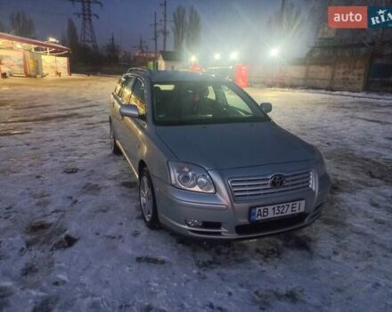 Серый Тойота Авенсис, объемом двигателя 1.8 л и пробегом 263 тыс. км за 7100 $, фото 4 на Automoto.ua