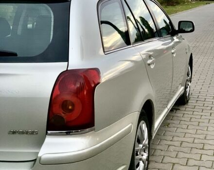 Серый Тойота Авенсис, объемом двигателя 2 л и пробегом 224 тыс. км за 4900 $, фото 10 на Automoto.ua