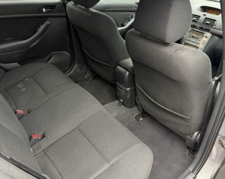 Серый Тойота Авенсис, объемом двигателя 2 л и пробегом 400 тыс. км за 2750 $, фото 8 на Automoto.ua