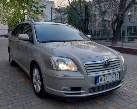 Сірий Тойота Авенсіс, об'ємом двигуна 2 л та пробігом 230 тис. км за 6999 $, фото 1 на Automoto.ua