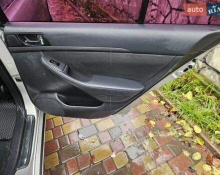 Серый Тойота Авенсис, объемом двигателя 2 л и пробегом 312 тыс. км за 4400 $, фото 23 на Automoto.ua