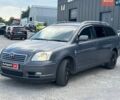 Серый Тойота Авенсис, объемом двигателя 2 л и пробегом 390 тыс. км за 4390 $, фото 1 на Automoto.ua