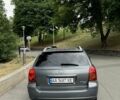 Серый Тойота Авенсис, объемом двигателя 2 л и пробегом 353 тыс. км за 5150 $, фото 4 на Automoto.ua