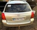 Серый Тойота Авенсис, объемом двигателя 1.8 л и пробегом 289 тыс. км за 5000 $, фото 1 на Automoto.ua