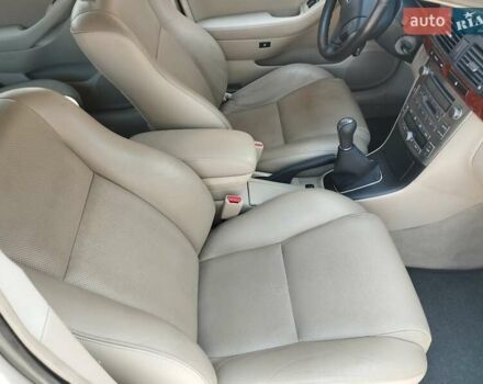 Серый Тойота Авенсис, объемом двигателя 2 л и пробегом 220 тыс. км за 7200 $, фото 10 на Automoto.ua