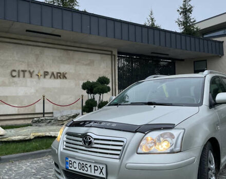 Серый Тойота Авенсис, объемом двигателя 2 л и пробегом 485 тыс. км за 4700 $, фото 2 на Automoto.ua