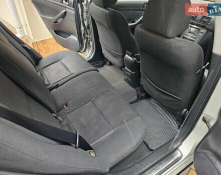 Серый Тойота Авенсис, объемом двигателя 2 л и пробегом 312 тыс. км за 4400 $, фото 30 на Automoto.ua