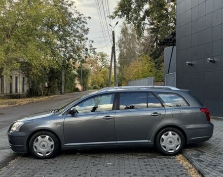 Сірий Тойота Авенсіс, об'ємом двигуна 2 л та пробігом 300 тис. км за 3100 $, фото 7 на Automoto.ua