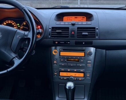 Серый Тойота Авенсис, объемом двигателя 2 л и пробегом 300 тыс. км за 2950 $, фото 10 на Automoto.ua