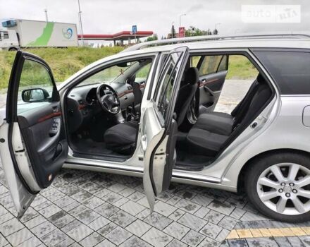 Сірий Тойота Авенсіс, об'ємом двигуна 2 л та пробігом 280 тис. км за 5900 $, фото 4 на Automoto.ua