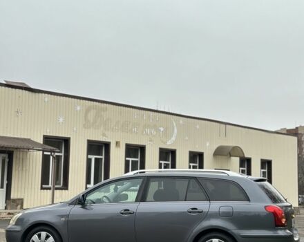 Серый Тойота Авенсис, объемом двигателя 2 л и пробегом 300 тыс. км за 3550 $, фото 6 на Automoto.ua
