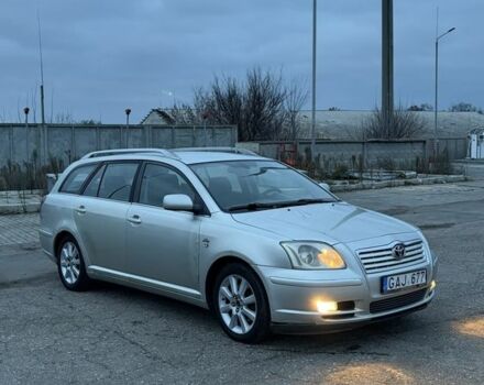 Серый Тойота Авенсис, объемом двигателя 2 л и пробегом 300 тыс. км за 2950 $, фото 2 на Automoto.ua