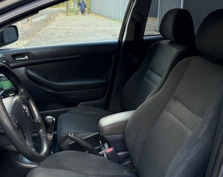 Сірий Тойота Авенсіс, об'ємом двигуна 2 л та пробігом 300 тис. км за 3100 $, фото 10 на Automoto.ua